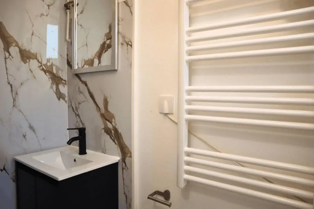 Cocon Moderne A Nation, Apartment Paris